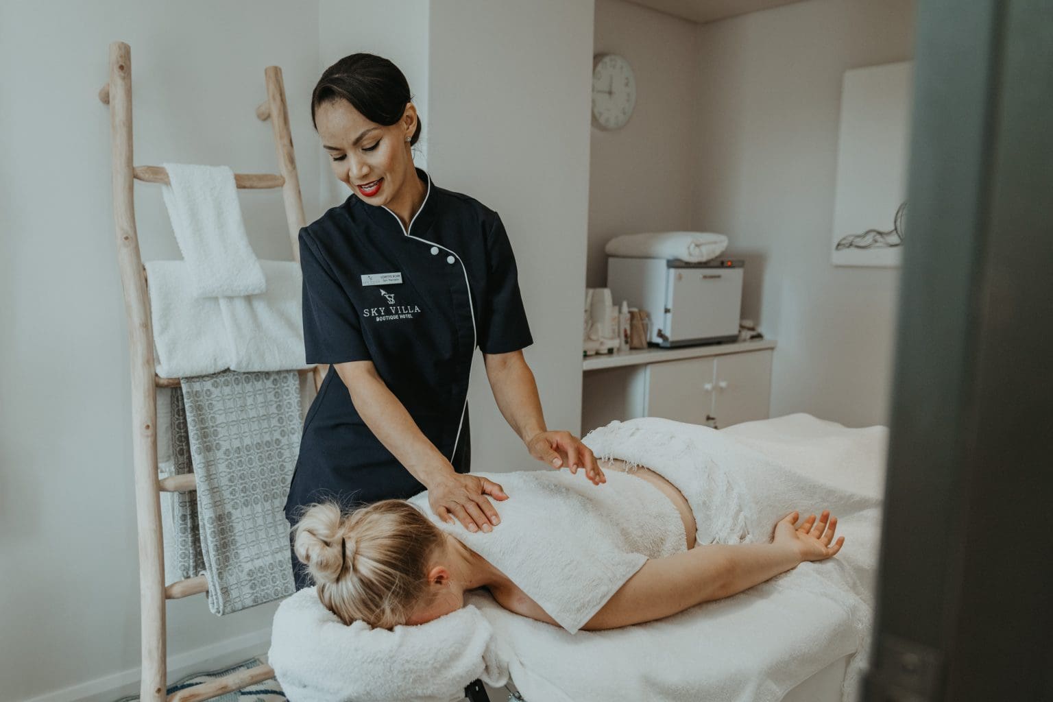 sky villa spa treatment back massage with hot towel